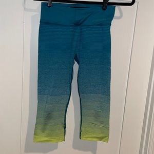 Brooks Running Leggings - Size Small